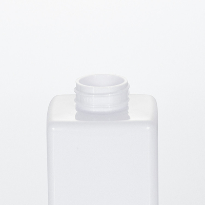 বায়োডিগ্রেডেবল 300ml 400ml 500ml স্কয়ার এয়ারলেস লাক্সারি কসমেটিক খালি প্যাকেজিং প্লাস্টিক শ্যাম্পুর বোতল